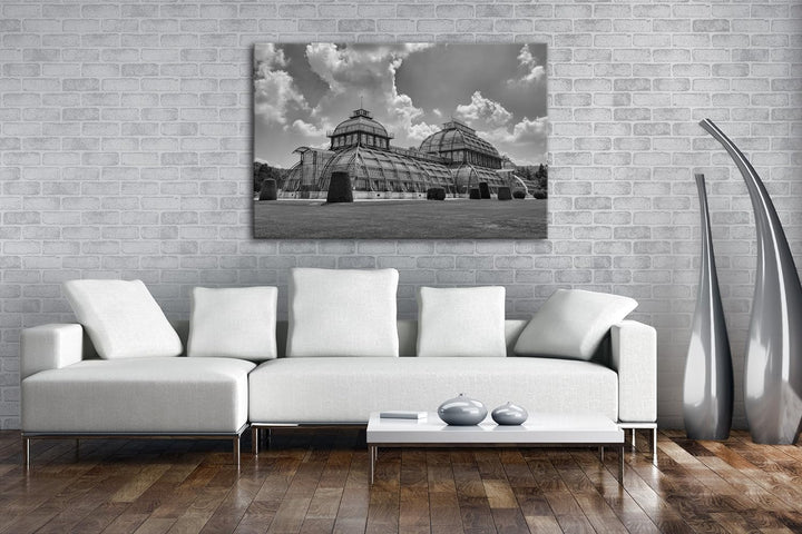 deyoli das Palmenhaus in Schönbrunn Wien Effekt: Schwarz/Weiss Format: 80x60 als Leinwandbild, Motiv