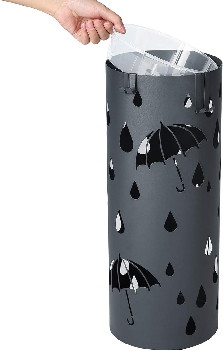 SONGMICS Regenschirmständer aus Metall, runder Schirmständer, mit Wasserauffangschale und Haken, 49