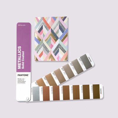 Pantone GP1605B Solid Guide Set – Beschichtete und unbeschichtete Formel – 4 Farbfächer in chromatis