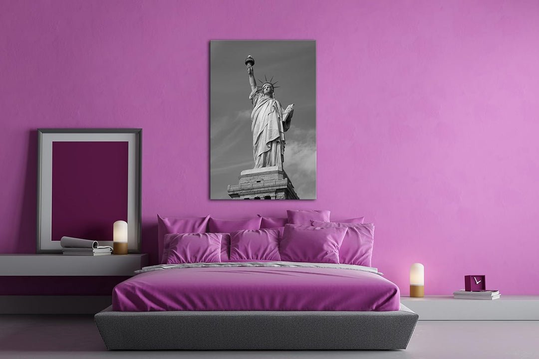 deyoli Die gigantische Freiheitsstatue Effekt: Schwarz/Weiss im Format: 100x70 als Leinwandbild, Mot