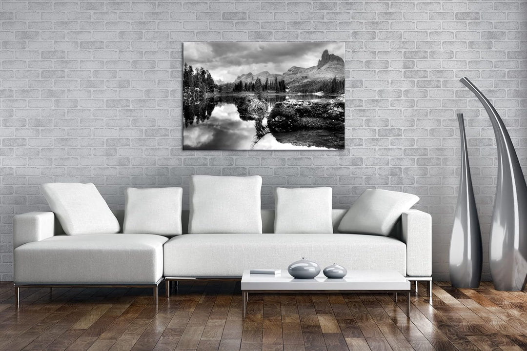 beginnender Winter in den Dolomiten Effekt: Schwarz&Weiss,Format: 80x60 als Leinwandbild, Motiv fert
