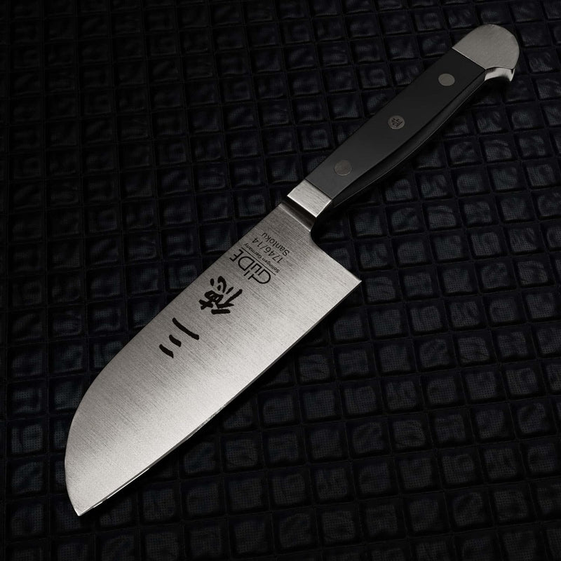 GÜDE Solingen - Santoku geschmiedet, 14 cm, POM schwarz, ALPHA, Doppelkropf, Handmade Germany POM 14