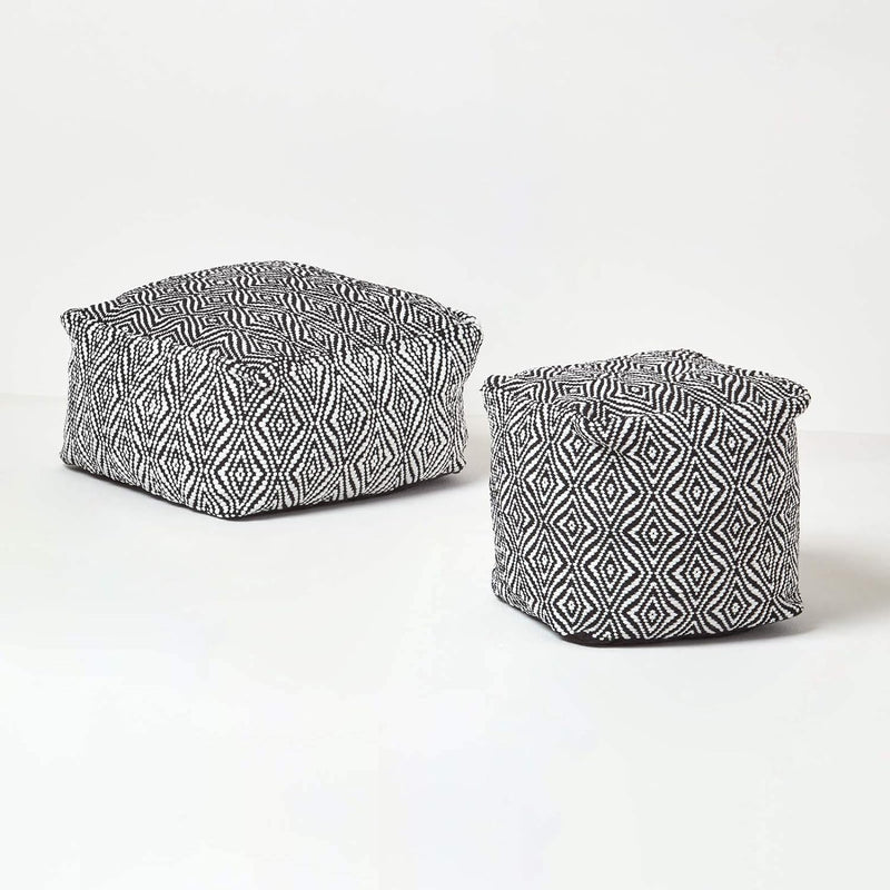 Homescapes handgewobener Chindi Sitzpouf - Sitzkissen mit geometrischem Muster in Schwarz - Weiss, 6