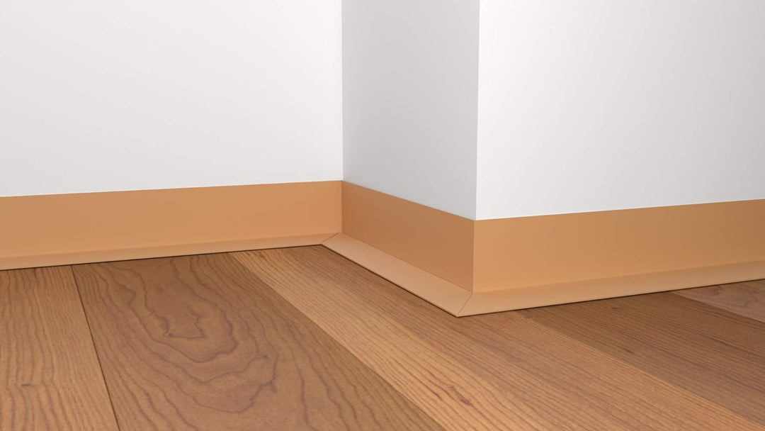 DQ-PP WEICHSOCKELLEISTE | 20m | teakbaum | 32x23mm | PVC | selbstklebend | Knickwinkel Fussleisten G