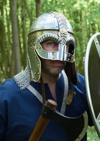 Battle-Merchant Brillenhelm Beowulf mit Wangenklappen und Kettenbrünne mit verstellbarem Lederinlay
