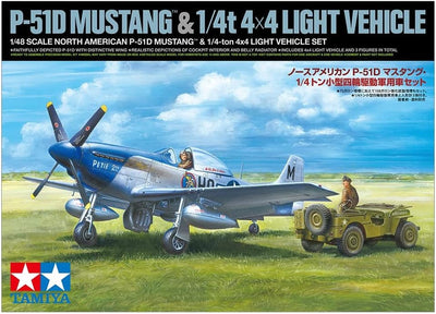 TAMIYA 25205 1:48 US P-51D Mustang & 4x4 Lt.Fahzg. - Modellbausatz,Plastikbausatz, Bausatz zum Zusam