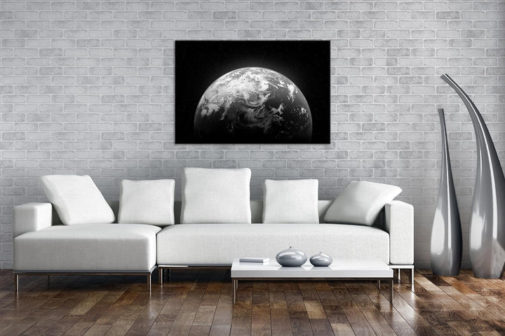 Planet Erde Format: 80x60 cm Effekt: Schwarz/Weiss als Leinwandbild, Motiv fertig gerahmt auf Echtho