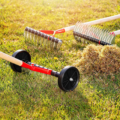 KADAX Rasenlüfter mit Rädern, Gartenkralle für Rasen, Garten, Moos, Schneidrechen aus Metall, manuel