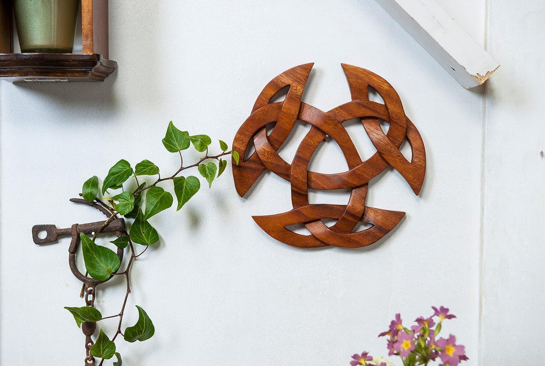 Windalf Celtic Wandbild ARWAIN Ø 22 cm Offene Dreifalt Holzbild Wandornament Handarbeit aus Holz