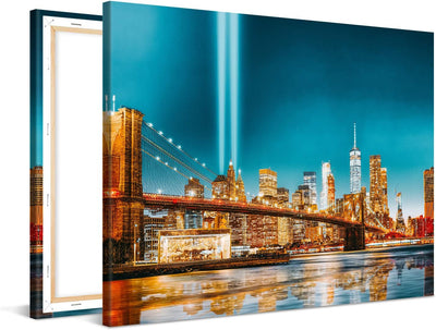 PICANOVA – Bild auf Leinwand New York Manhattan Brooklyn Bridge at Night 100x75cm – Leinwandbild – P