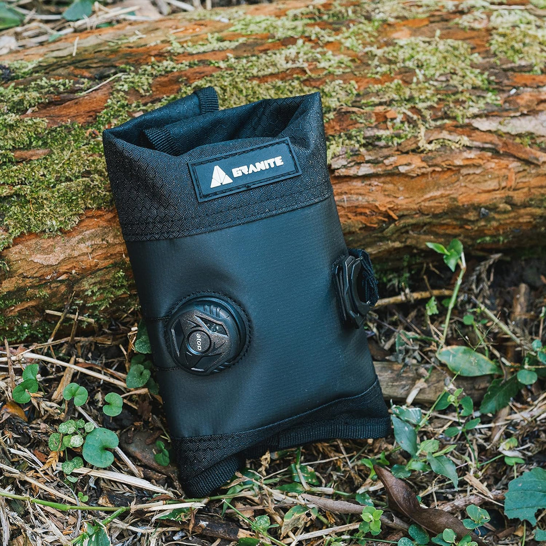 Granite Quiver Werkzeug-Rolltasche für Gravel-, Road- und Mountainbikes. Mit Roll-Up-System und Dial