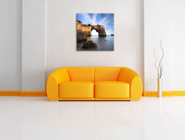 Riesiger Berg im Meer, Format: 70x70 auf Leinwand, XXL riesige Bilder fertig gerahmt mit Keilrahmen,
