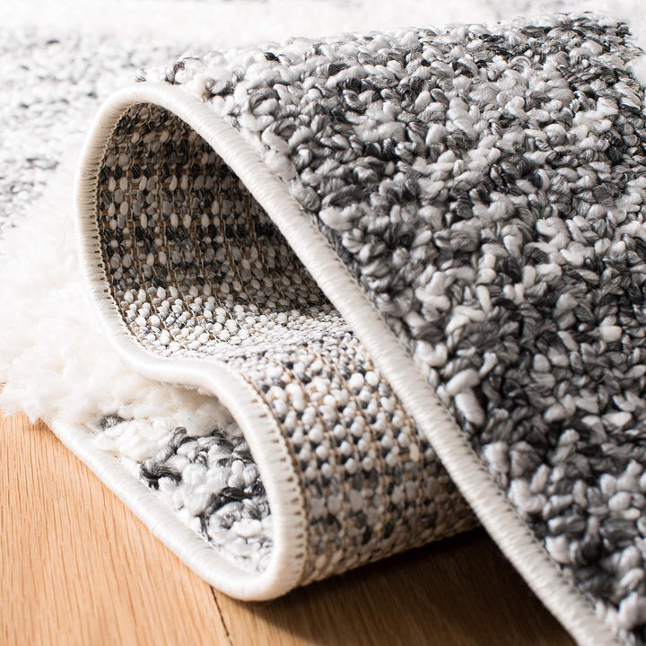 SAFAVIEH Zottelig Teppich für Wohnzimmer, Esszimmer, Schlafzimmer - Moroccan Tassel Shag Collection,