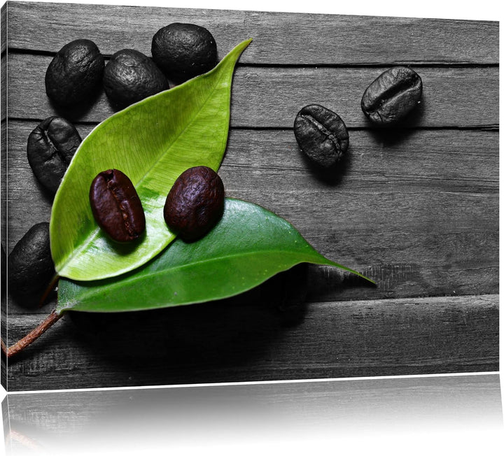 kleine Kaffeebohnen auf Blättern schwarz/weiss Format: 100x70 auf Leinwand, XXL riesige Bilder ferti