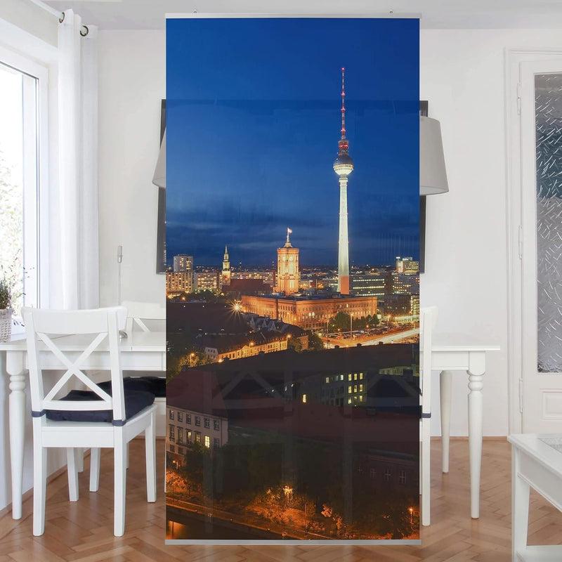 Bilderwelten Raumteiler Fernsehturm bei Nacht 250x120cm inkl. transparenter Halterung, inkl. transpa