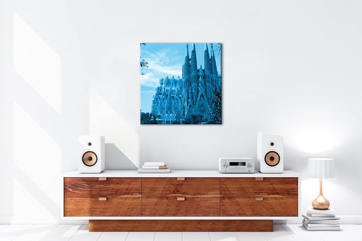 deyoli die Kathedrale Sagrada Familia in Barcelona Format: 70x70 Effekt: Monocrome Blau als Leinwand