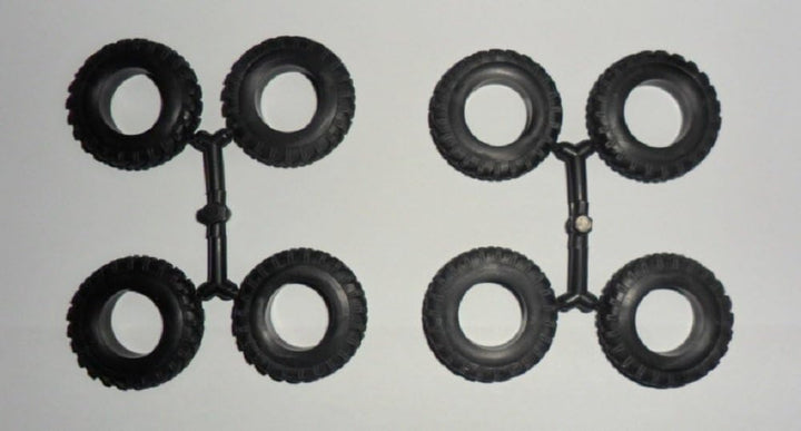 ICM 35520 Modellbausatz ZiL-131 MTO-at, Schwarz