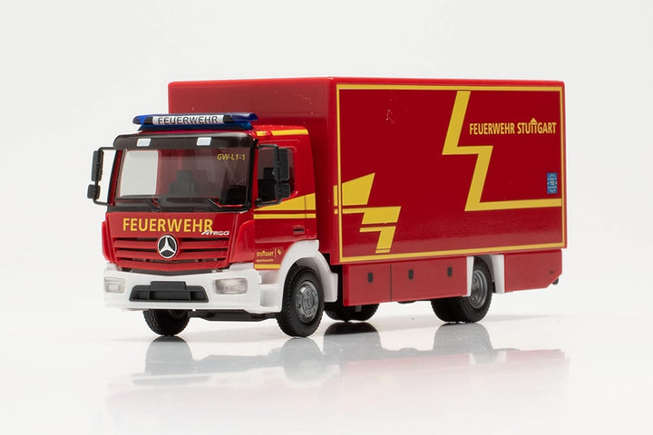 Herpa LKW Modell Mercedes-Benz Atego '13 Koffer-LKW Branddirektion Stuttgart, originalgetreu im Mass