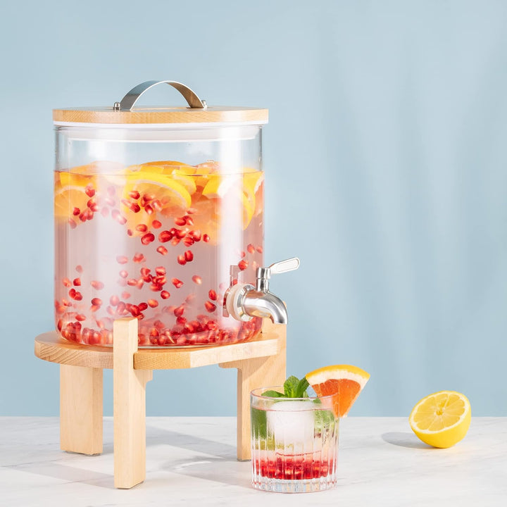 Navaris 5L Getränkespender mit Zapfhahn aus Edelstahl - Glas Wasserspender mit Stand aus Buchen Holz