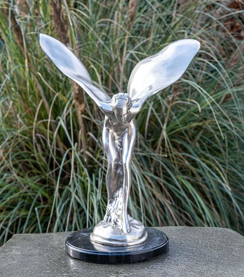 IDYL Bronze-Skulptur Fliegende silberfb Dame | 49x39x30 cm |Bronzefigur handgefertigt | Gartenskulpt