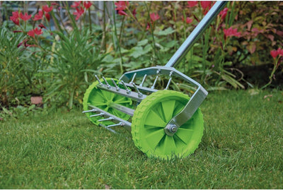 Draper Rollender Rasenlüfter mit 450 mm Stacheltrommel — 83983 — für Gartengrasbelüftung mit 33 mm Z