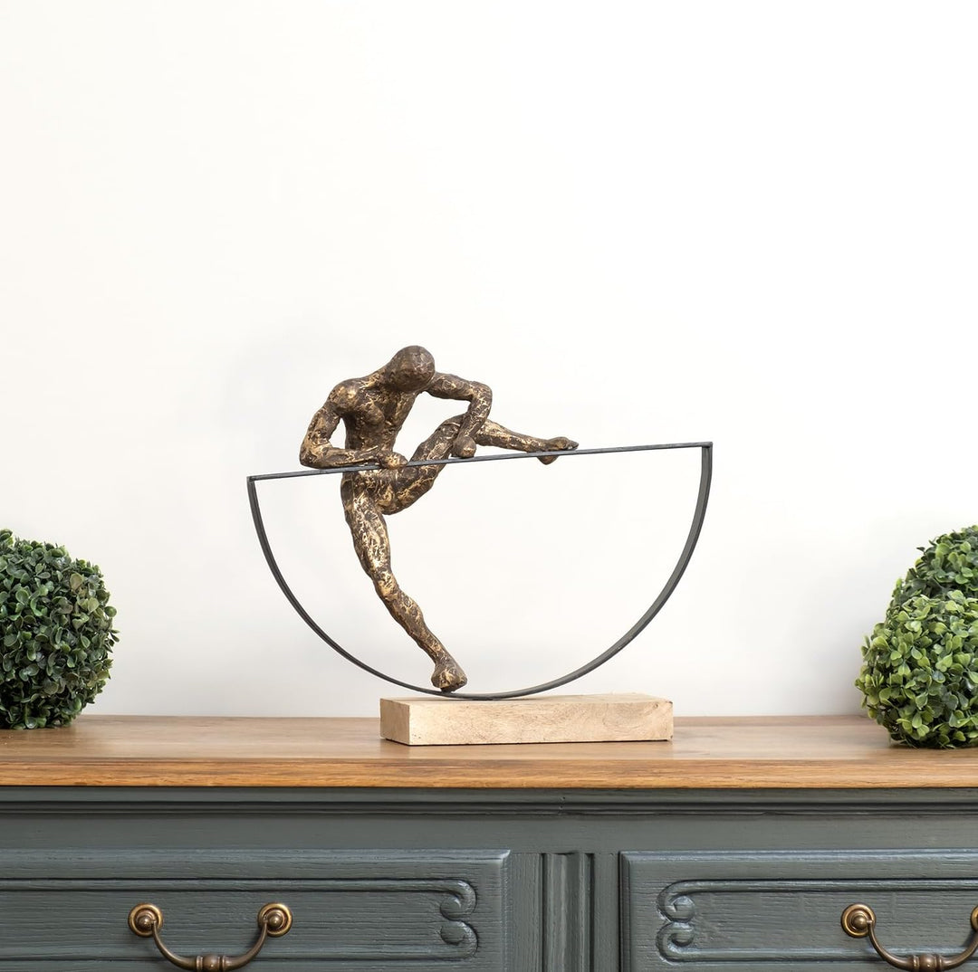 Moritz Skulptur I Aufsteiger I 41 x 11 x 33 cm I Holzdeko I Skulpturen Deko I Modern I Wohnzimmer I
