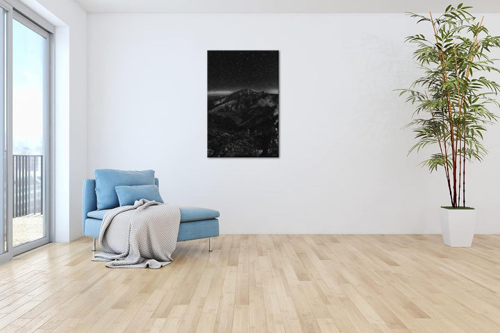 scheinende Nacht über den Bergen Effekt: Schwarz&Weiss, Format: 80x60 als Leinwandbild, Motiv fertig