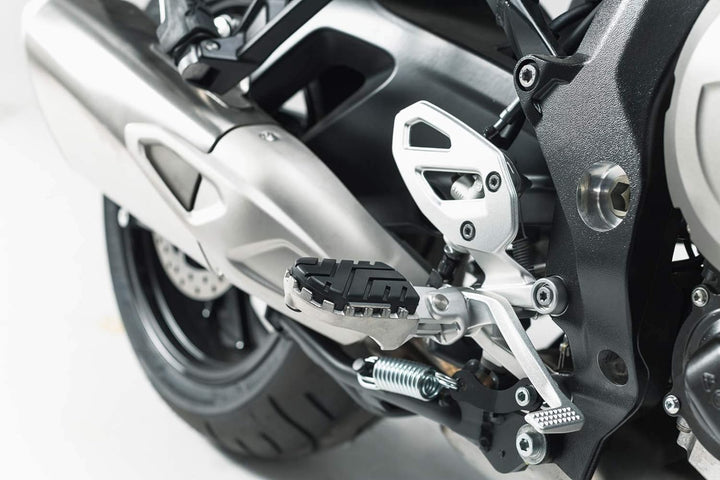 SW-MOTECH ION Fussrasten-Kit für BMW S 1000 XR (15-), F 750/ 850 GS (18-)