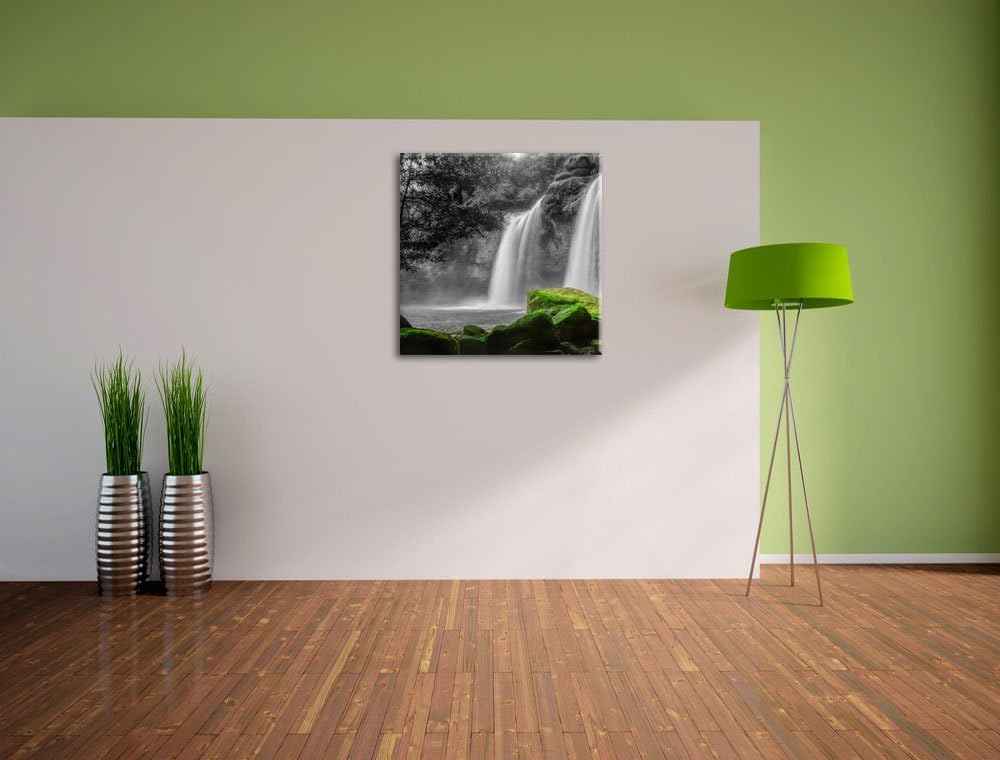 Pixxprint Traumhafter Wasserfall im Dschungel schwarz/weiss, Format: 70x70 auf Leinwand, 70x70