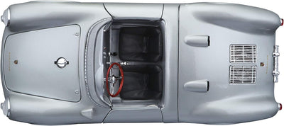 Bauer Spielwaren 2043030 Maisto Porsche 550 A Spyder, Modellauto mit Federung, Massstab 1:18, Türen