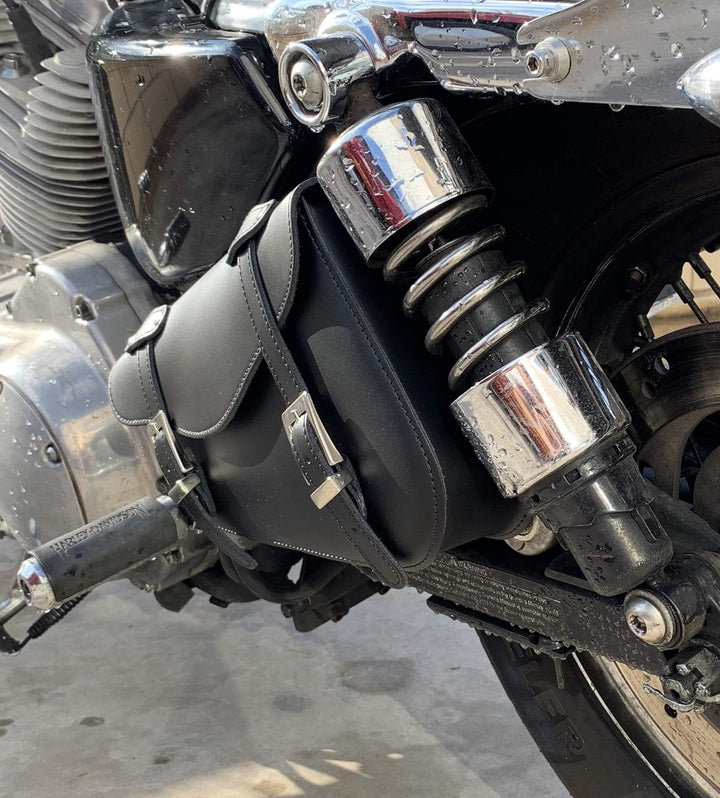 Iguana Custom - Lederschwinge Satteltasche - Speziell für die Linke Seite der Harley Davidson Sports