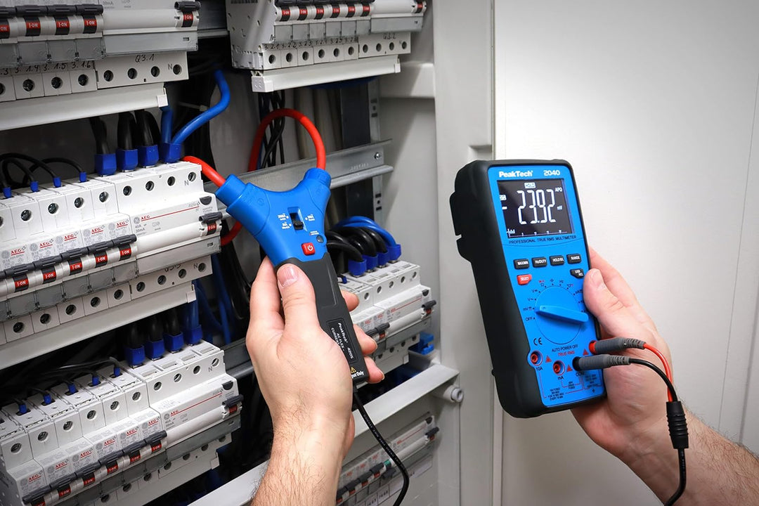 PeakTech 4205 – Flexibler Stromzangen Adapter 30/300 / 3000 A AC für Multimeter, 4 mm Anschluss Stec