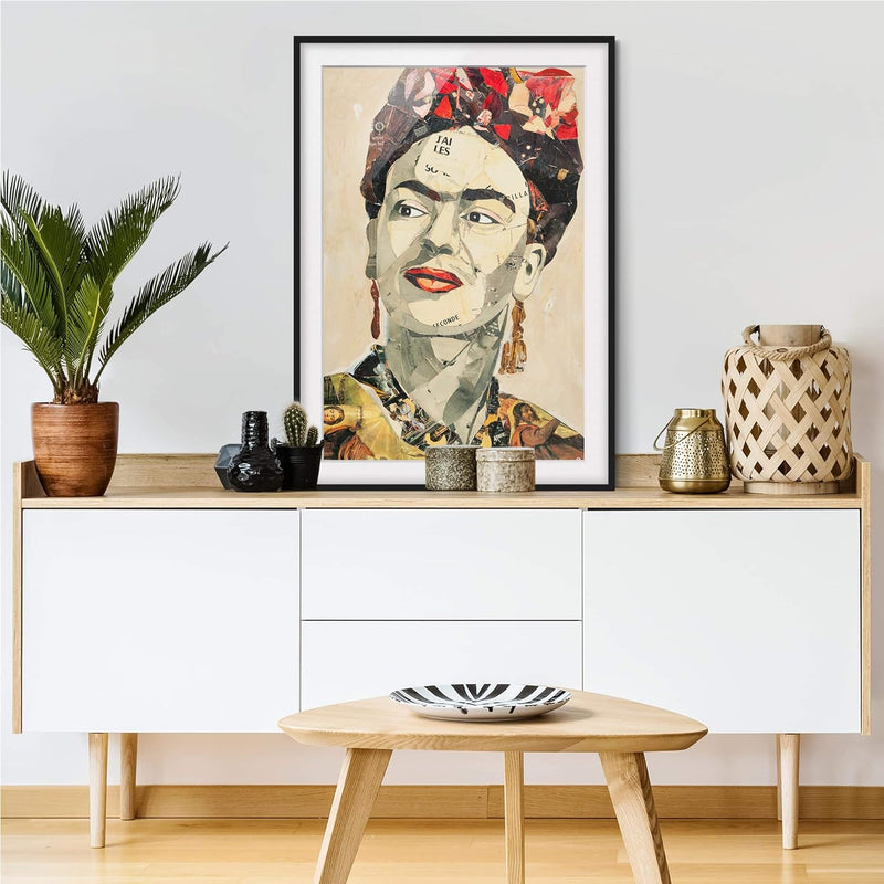 Bild mit Rahmen - Frida Kahlo - Collage No.2 - Rahmenfarbe Schwarz, 100 x 70 cm 100cm x 70cm Schwarz