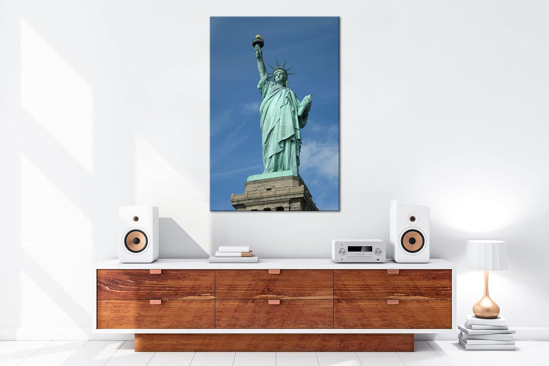 deyoli Die gigantische Freiheitsstatue im Format: 100x70 als Leinwandbild, Motiv fertig gerahmt auf
