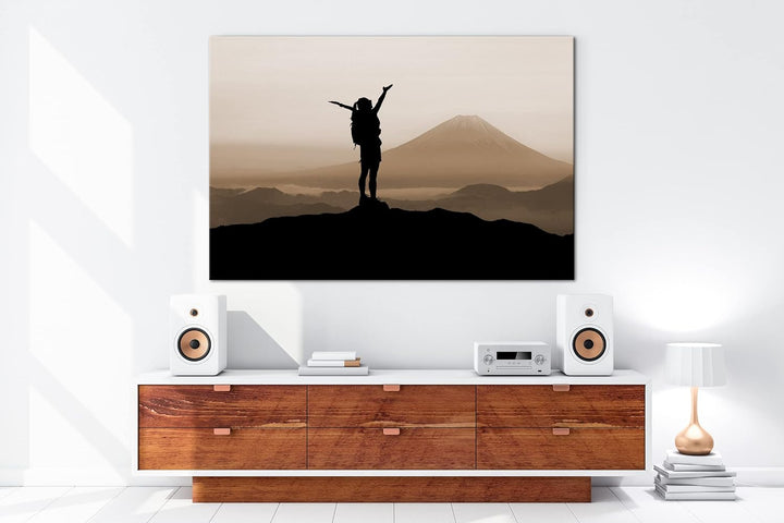 verspürende Freiheit über den Bergen Effekt: Sepia, Format: 80x60 als Leinwandbild, Motiv fertig ger