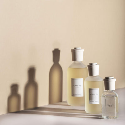 Culti Milano Stile Diffuser Supreme Amber mit einem Volumen von 100 ml und der Duftnote Weihrauch un