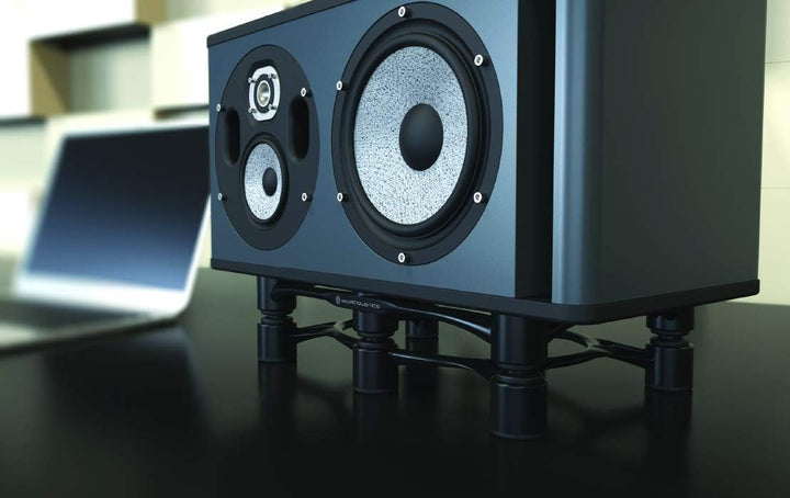 IsoAcoustics Aperta-Serie mit Lautsprecherstativen, schwingungsdämpfend, mit einstellbarer Neigung: