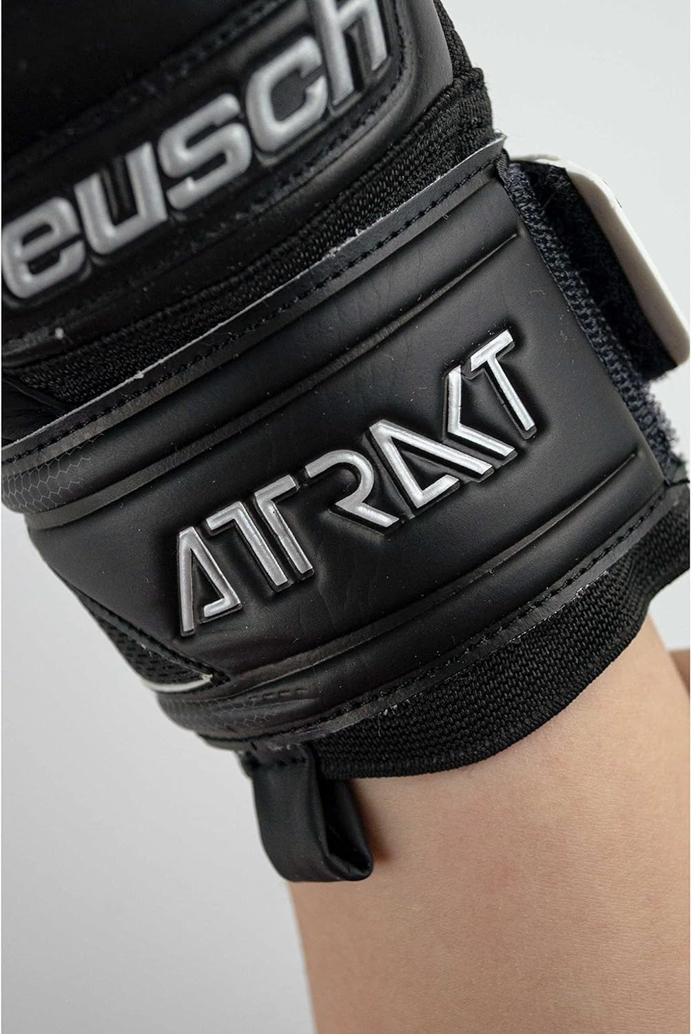 Reusch Unisex – Erwachsene Torwarthandschuhe Attrakt Freegel Infinity mit Sehr Gutem Grip und Innenn
