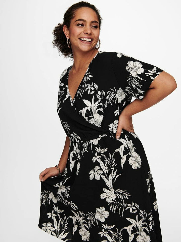 ONLY Carmakoma Female Kleid Curvy Wickeleffekt 48Black