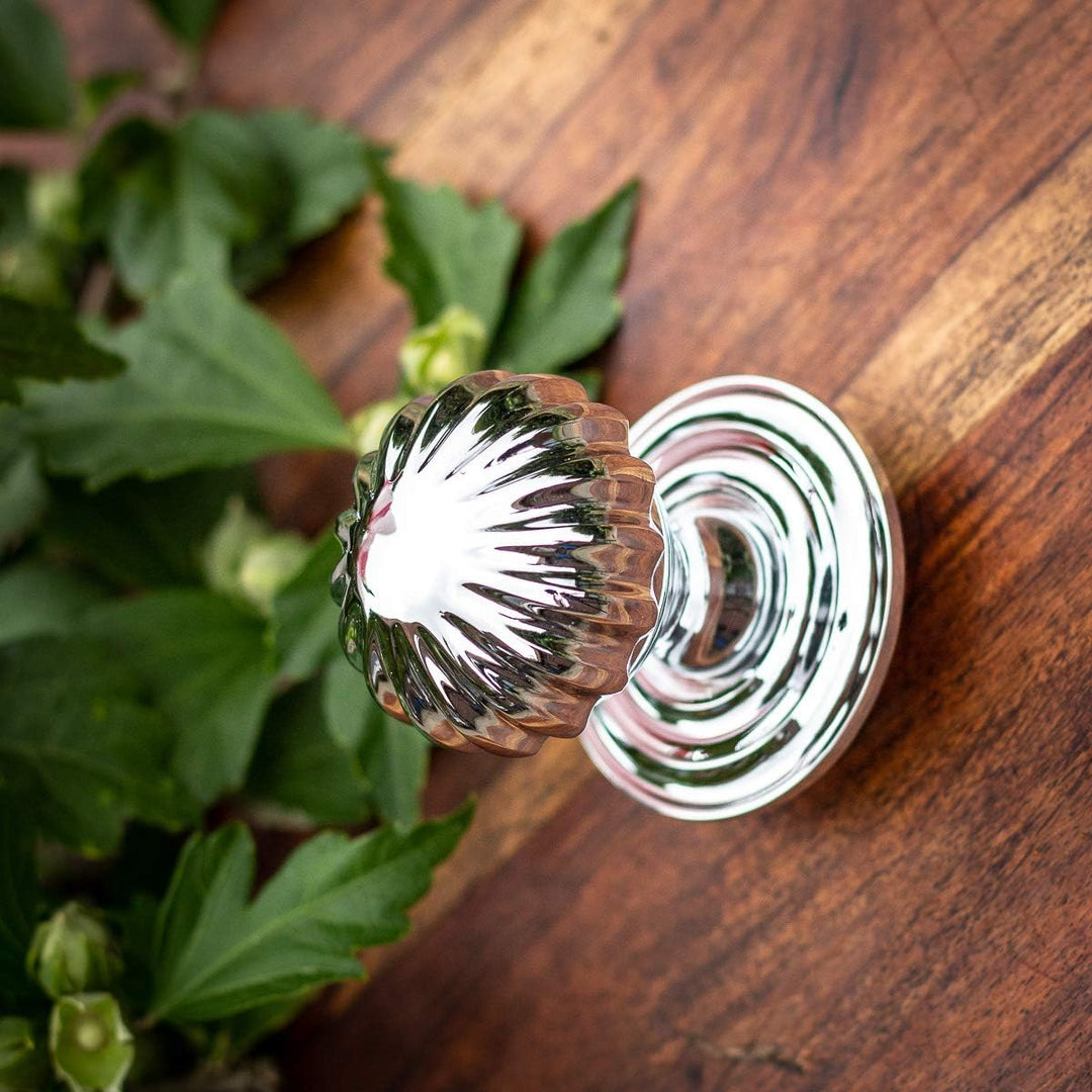 Antikas - Feststehender Türknauf mit Rosette, Türdrücker aus polierten Chrom, wie antik