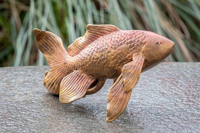 IDYL Bronze-Skulptur Farbige Fisch Fontäne | 11x8x18 cm | Fisch Bronze-Figur handgefertigt | Wetterf