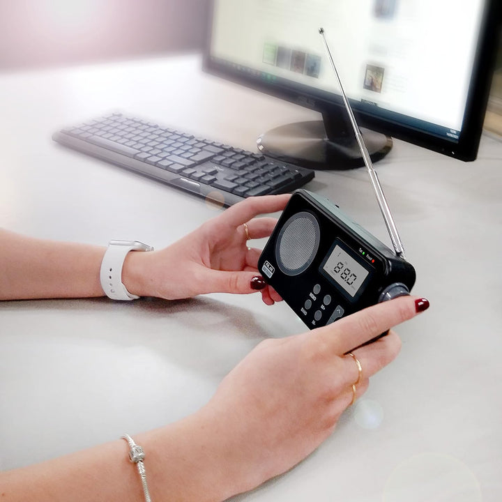 Radio NK-AB1904-FMBL/AM - Tragbares Radio, LCD-Display mit Licht, Antenne, Lautsprecher, 4 AA-Batter