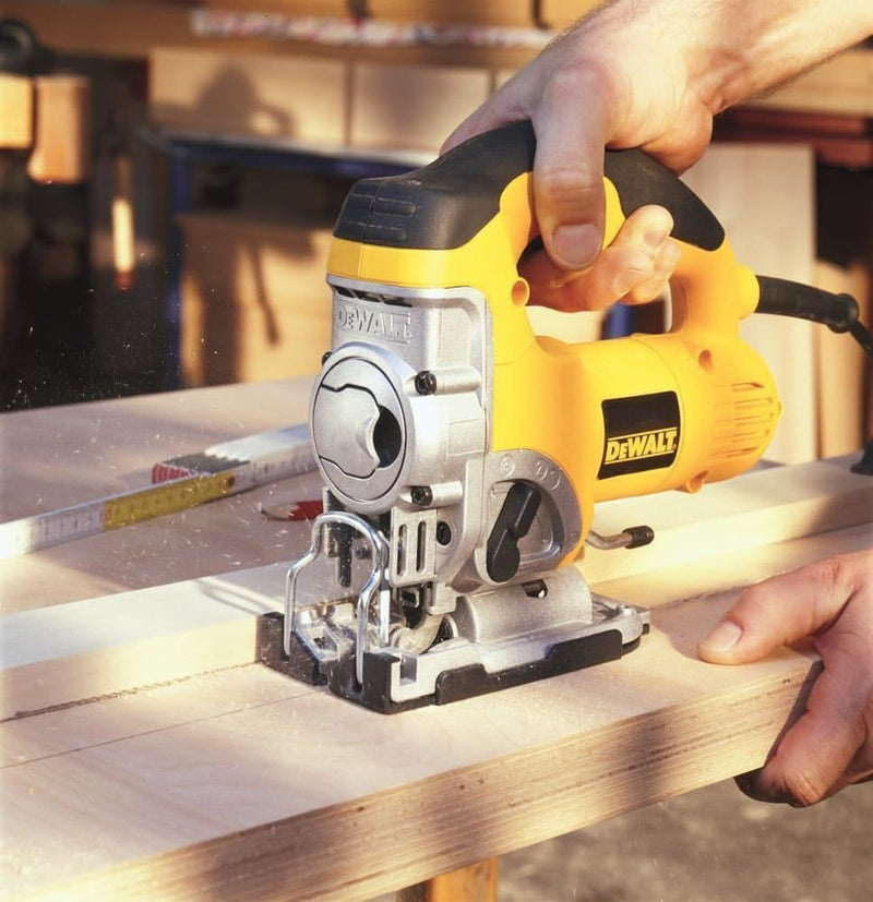 DeWALT DW331K Power Jigsaw 701 W