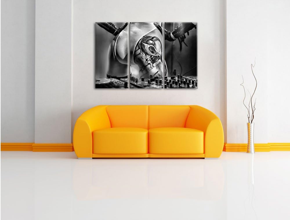 Pixxprint Sexy Frau am Plattenpult / 3-Teilig/Gesamtmass 120cm Leinwandbild bespannt auf Holzrahmen/