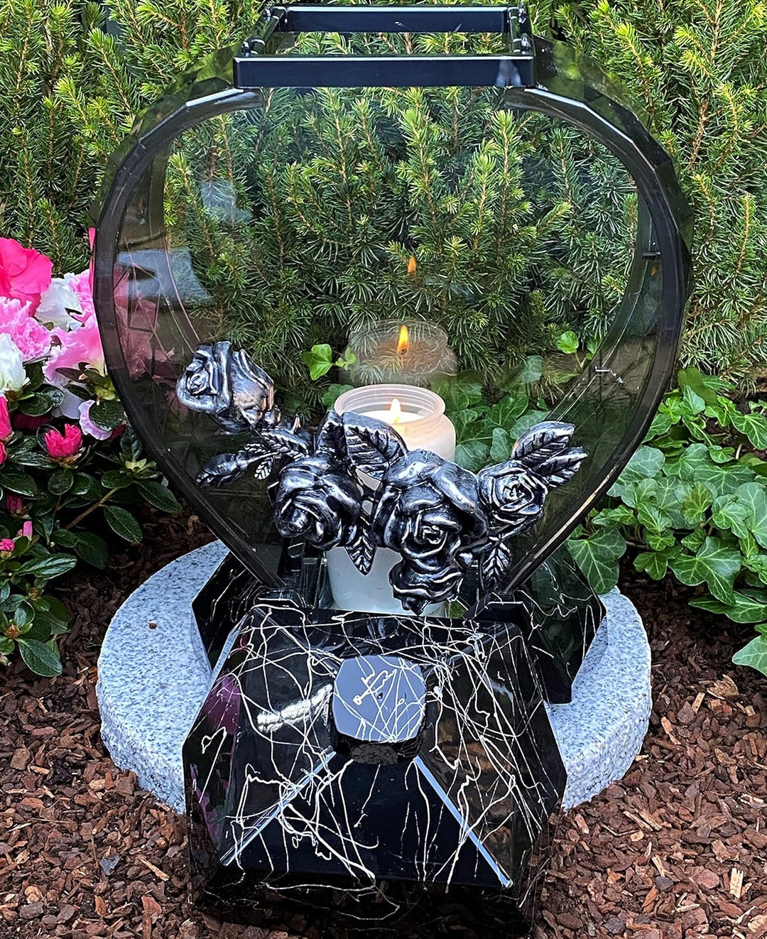 Grablampe Laterne Herz Form Grablicht Kerze Grabkerze Grabdekoration 33 cm H.! Grabschmuck Neue Mode