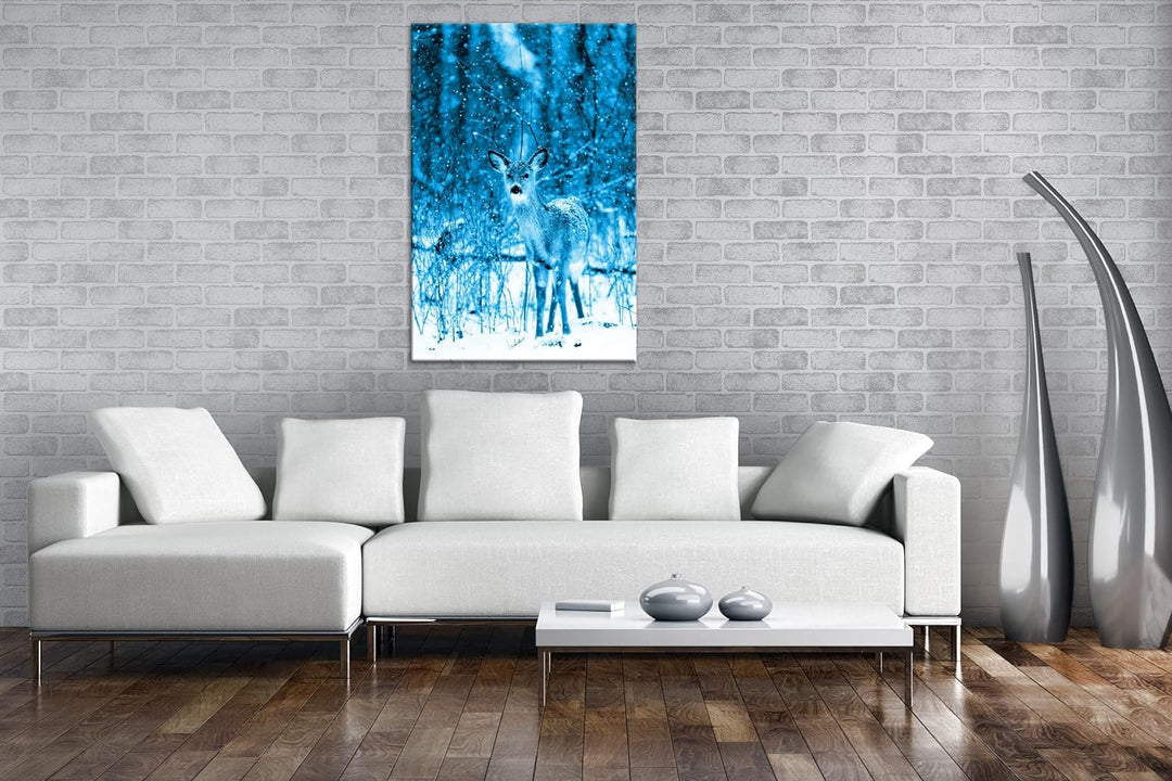 deyoli niedliches Reh im Schnee Format: 80x60 Effekt: Monocrome Blau als Leinwand, Motiv fertig gera