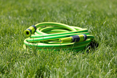 REHAU Gartenschlauch Green LINE 1/2 Zoll 50m: leuchtendes grün, flexibel + druckfest + formstabil 1/