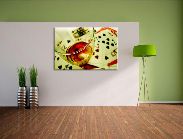 Pixxprint Glas Wein auf Spielkarten auf Leinwand, XXL riesige Bilder fertig gerahmt mit Keilrahmen,
