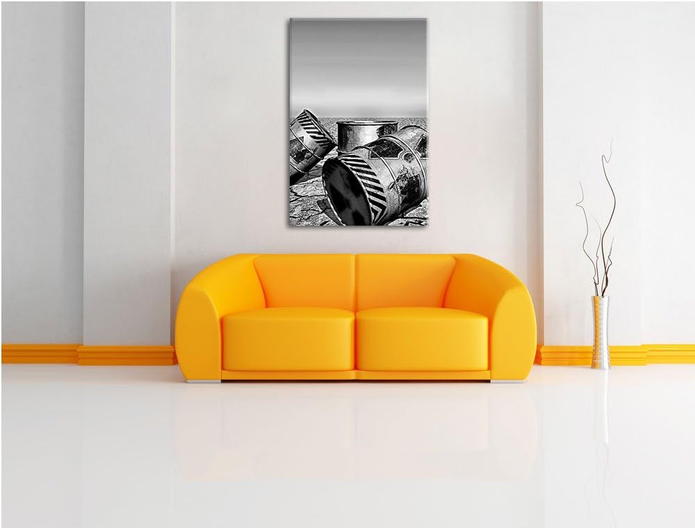 Pixxprint Monocrome, Atommüllfässer in ausgetrockneter Wüste, Format: 100x70 auf Leinwand, riesige B