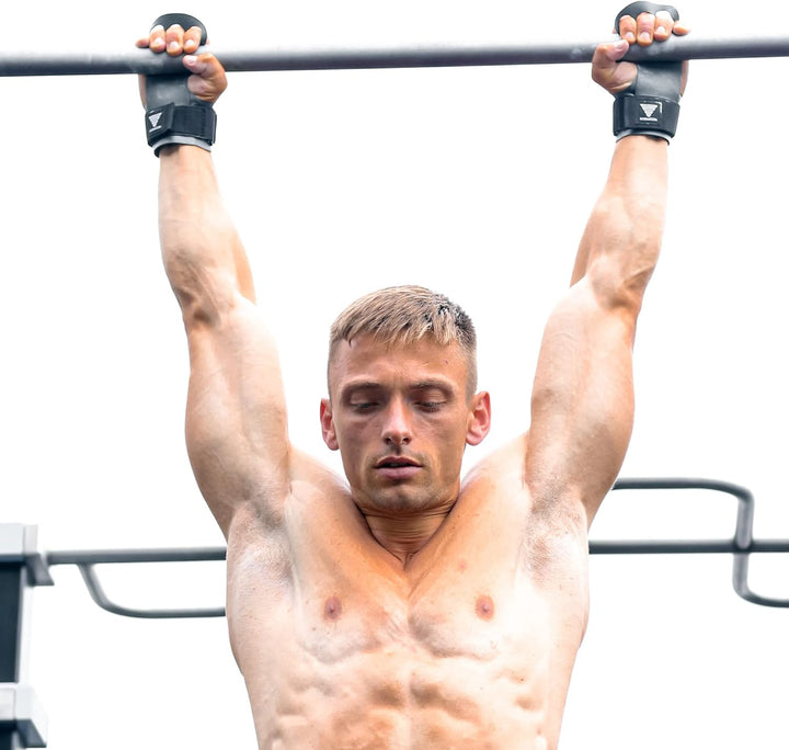 GORNATION Fitness-Handschuhe Carbon - Workout-Grips mit Handgelenkstütze für Herren & Damen - Sporth